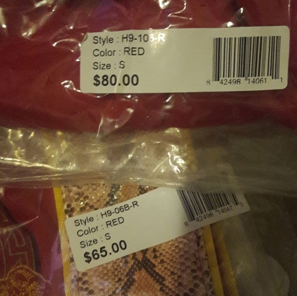 🚫SOLD!!🚫 Skin Track Outfit S,M,L - Picture 4 of 8